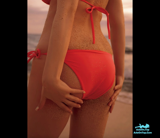 FRIDAY 2023.01.18 Ai Shinozaki 篠崎愛 – Dives Into A National Treasure Class Bust