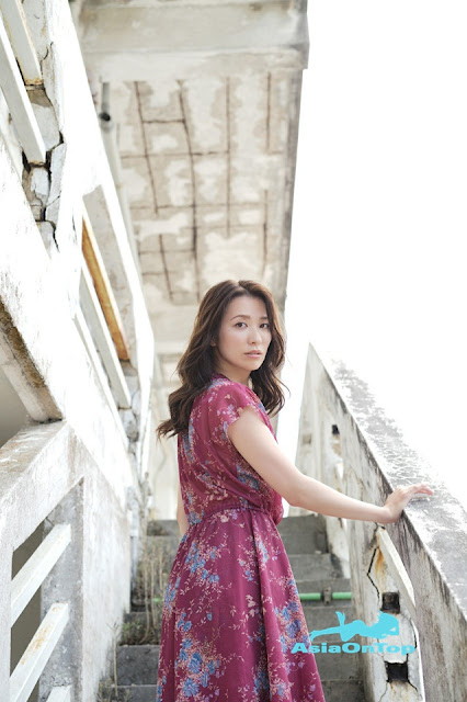 Post Digital Photo 2021-12-24 Rei Toda 戸田れい – ILiOS -Turn around again and again – 何度でも振り向いて