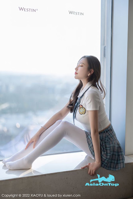 XiaoYu - Vol 692 Yang Chen Chen (杨晨晨Yome)