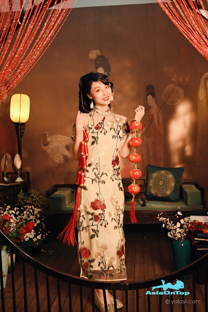 YaLaYi 雅拉伊 Vol 892 – 佳佳