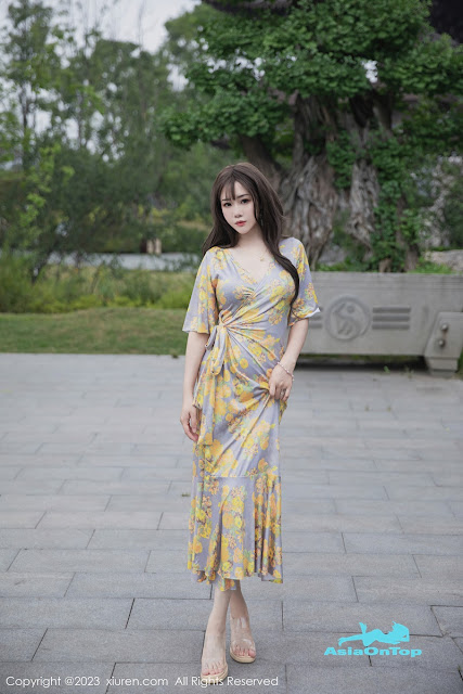 XIUREN No 6949 – Yan Li Ya Yuliya (严利娅Yuliya)