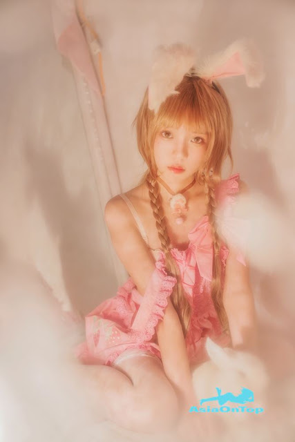 Coser@桜桃喵 Vol.015: 冬眠2018系列-冬眠小兔