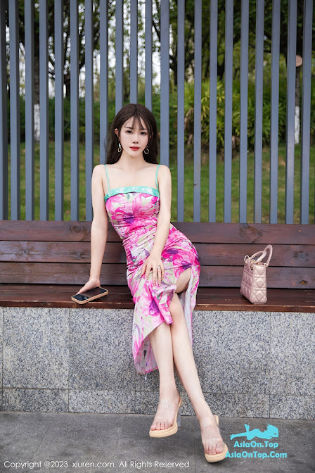 XIUREN No 7065 – Yan Li Ya Yuliya (严利娅Yuliya)