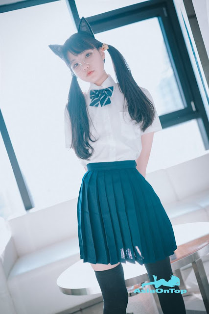 DJAWA Photo – Jeong Jenny (정제니): “Swimming Lessons #7”