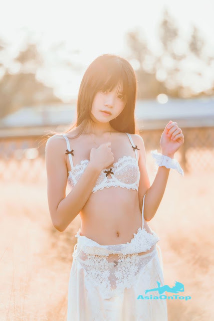 Coser@桜桃喵 Vol.013: 冬眠2018系列-白裙(下)