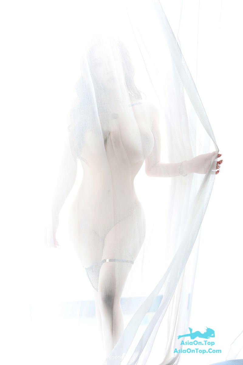 XIUREN 8813 – Chen Xiao Nuo Rena (小海臀Rena) Sexy photo free download