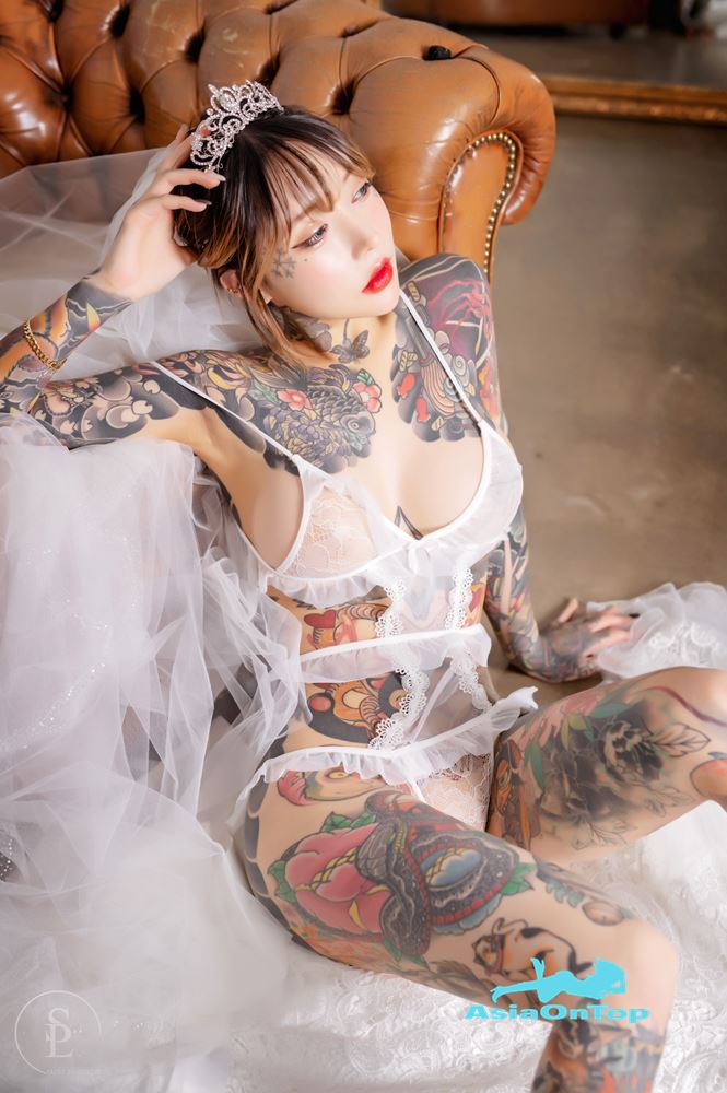 SAINT Photolife – YoKo Vol.01: Cat Bride