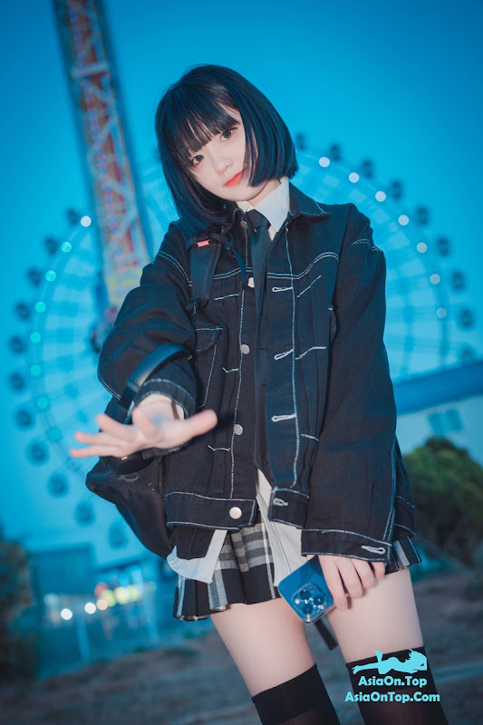 DJAWA Jeong Jenny 정제니 – Theme Park Girl B