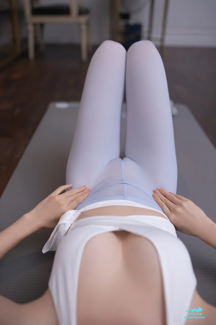 Coser@抖娘-利世 – 瑜伽2 | Cosplayer@DouNiang-Rize – Yoga 2