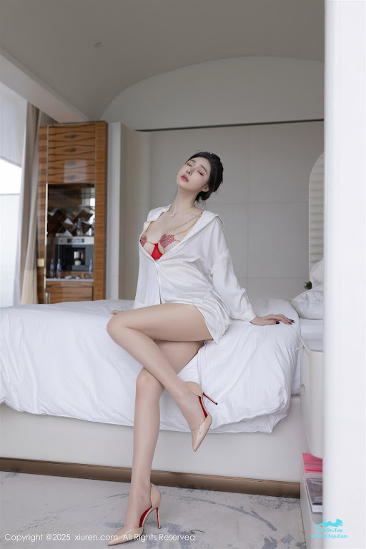 [Xiuren秀人网]2025.06.13 NO.10411 小逗逗[84+1P／721MB]