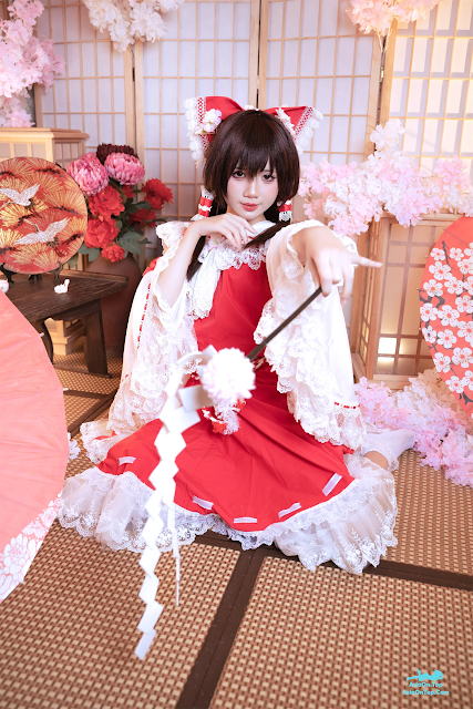 Coser@PoppaChan – Reimu Hakurei