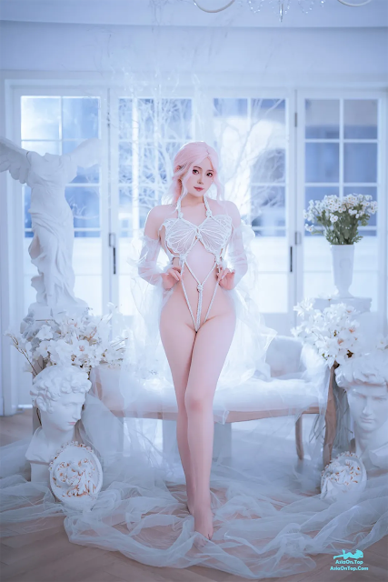 Coser@Natsuko夏夏子 – 白天蛾 | Coser@Natsuko Natsuko – White Day Moth