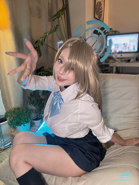 Coser@切切Celia – 明日奈制服自拍 | Coser@婷克celia – Asuna’s Uniform Selfie