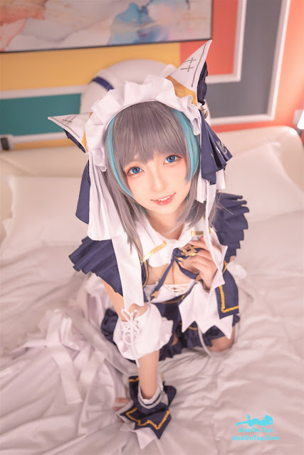 Coser@神楽坂真冬 Vol.085 绝对企画-柴郡cos《纯色庭院》