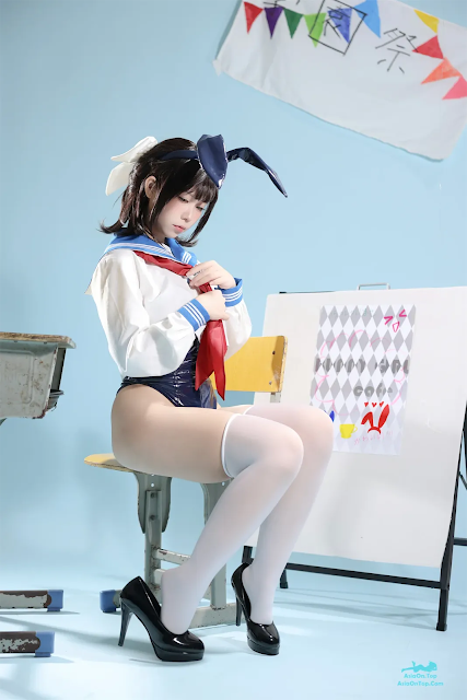Coser@G44不会受伤 – 水手服兔女郎咖啡厅 | Coser@G44 Won’t Get Hurt – Sailor Suit Bunny Girl Café