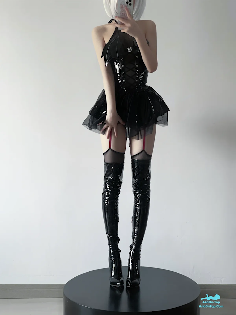 Coser@幼愛youmeko – 吊带袜恶魔