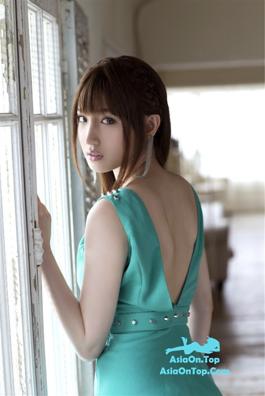 AV debut Karin Aizawa 愛沢かりん – Nude Just Before Her