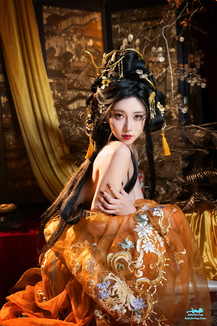 Coser@年年Nnian – 金蛇贺岁 | Coser@Nnian – Golden Snake Welcoming the New Year