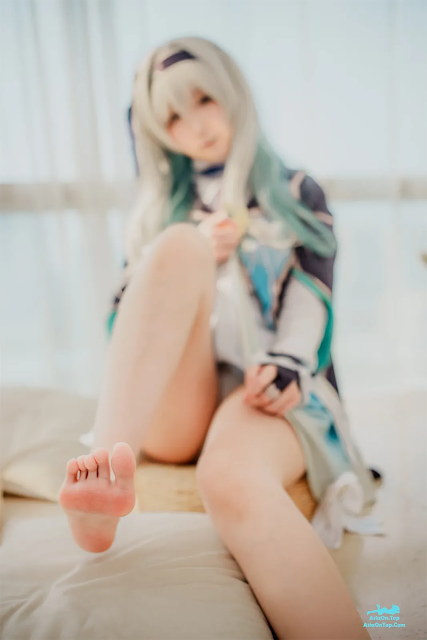 Coser@Seele麦麦 – 流萤纯白物语 | Coser@Seele M麦麦 – Flowing Luminescence Pure White Story