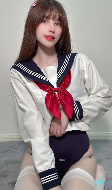 Coser@鹿八岁 – 白丝水手服 | Coser@Deer Eight Years Old – White Stockings Sailor Uniform