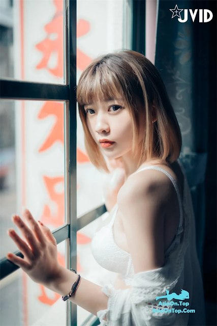 [JVID] 果寶寶 – 與巨乳女友果寶寶開房間的全裸無碼寫真 | [JVID] Fruit Baby – Full Naked Uncensored Photo Shoot with Huge Breasts Girlfriend Fruit Baby Having a Roommate