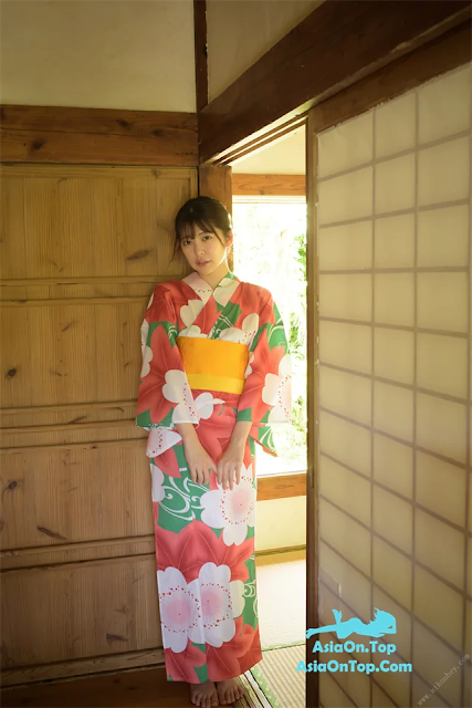 [JP] Mori Hinako (森日向子) – 夏 駆ける 空 Blue sky Blue