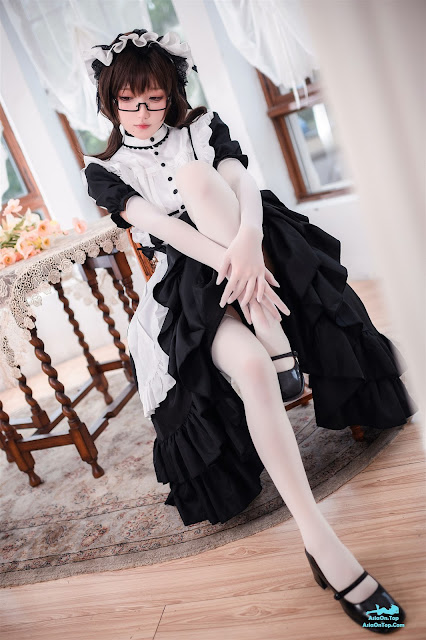Coser@阿包也是兔娘 – 传统长裙女仆 | Coser@Ah Bao is also a Bunny Girl – Traditional Long Dress Maid