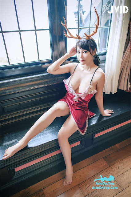 [JVID] Lele 樂樂 – 【全輯上空無碼】巨乳女神 樂樂－鹿角女孩的報恩！ | [JVID] Lele 樂樂 – 【Full Collection Topless Uncensored】Busty Goddess Lele 樂樂－The Deer Antler Girl’s Gratitude!