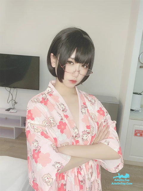 Coser@芋圆侑子 – 少妇 | Coser@Yuyuko – Young Wife