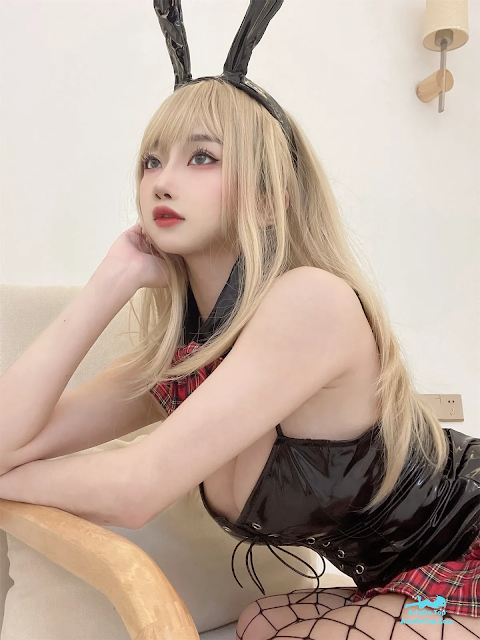 Coser@鬼畜瑶在不在w – 纱网兔 | Coser@Ghostly Yao Is Here? – Silky Net Rabbit