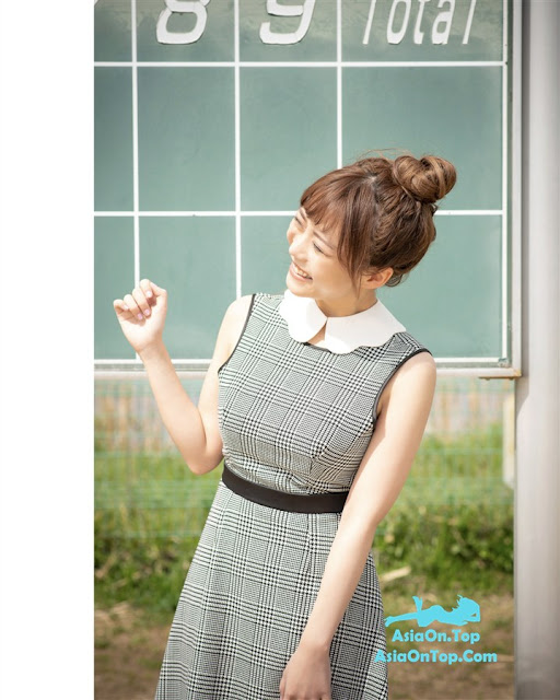 Tomiyasu Reona 冨安れおな – Peeping at the Girl Next Door