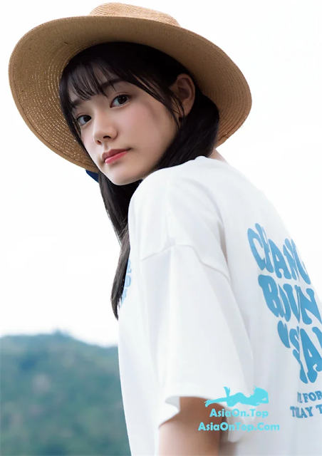 [JP] Miyashita Rena (宮下玲奈) – 1st写真集『透明少女』増ページ【デジタル特装版】
