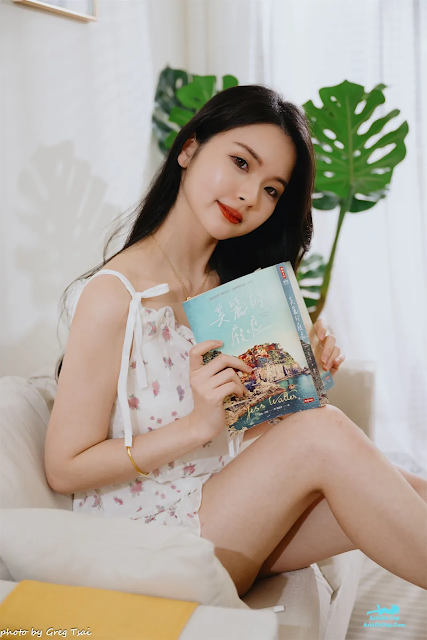米浆 – 碎花连衣裙 | Rice Porridge – Floral Dress