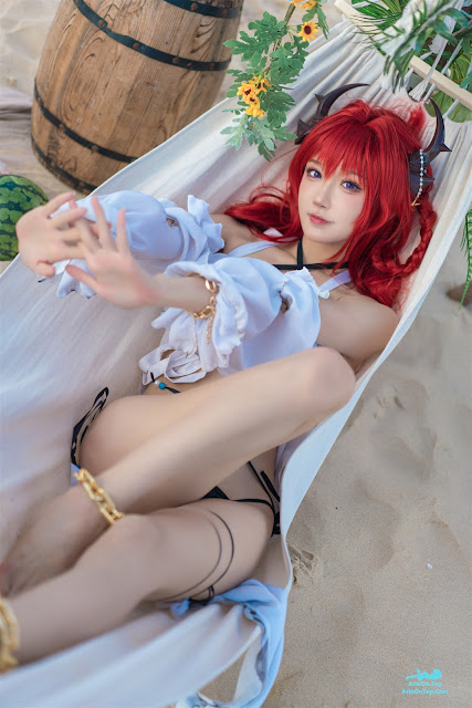 Coser@阿包也是兔娘 – 明日方舟 史尔特尔泳装 | Coser@Abao is also Rabbit Girl – Arknights Surtr Swimsuit
