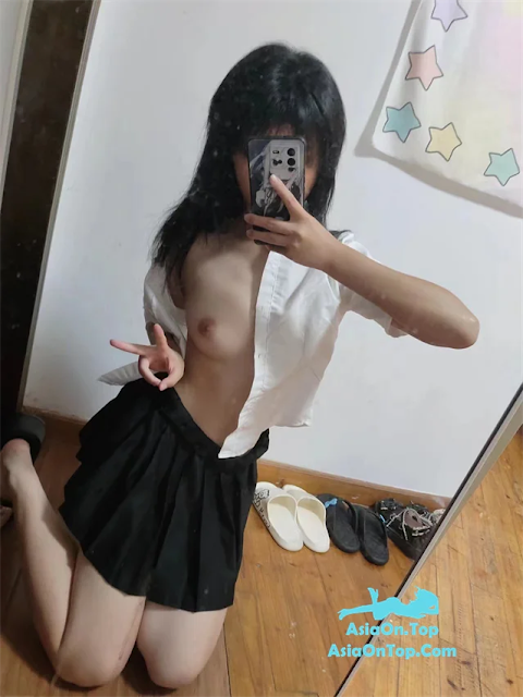 是嚯嚯呀 – X福利姬 极品萝莉 | Shi Huo Huo Ya – X Welfare Girl, Premium Lolita