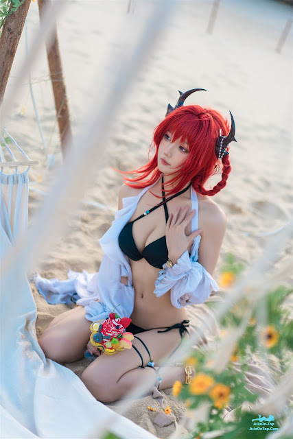 Coser@阿包也是兔娘 – 明日方舟 史尔特尔